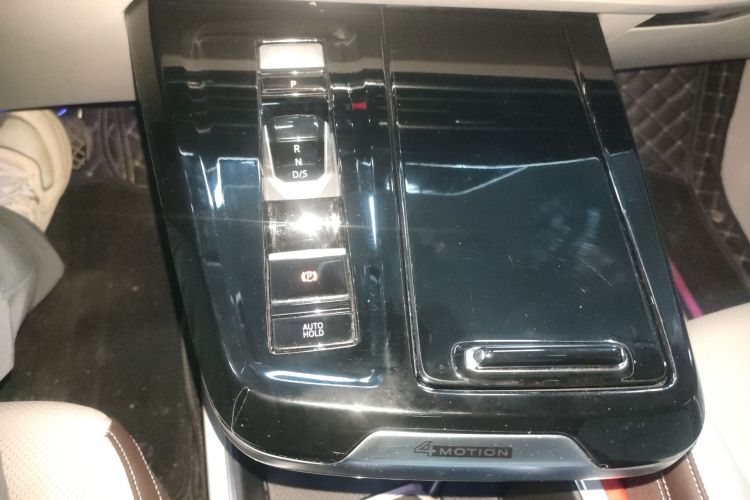 大众 揽境 2022款 380TSI 四驱豪华佳境版Pro 6座中控内饰18