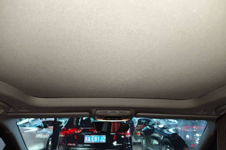 宝马1系 2021款 改款 125i M运动曜夜版局部细节22