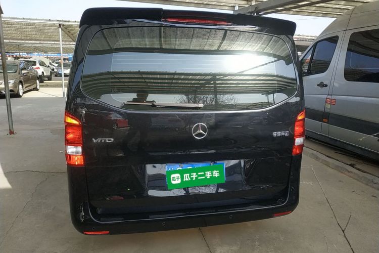 奔驰 威霆 2021款 2.0T 商务版 7座车身外观6004