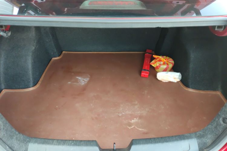 雪佛兰 科沃兹 2016款 1.5L 手动欣悦版机舱底盘23