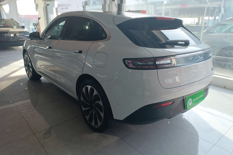 鸿蒙智行 问界M5 2022款 增程后驱标准版车身外观4