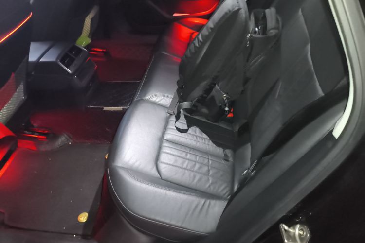 奥迪A6L 2020款 40 TFSI 豪华致雅型中控内饰21