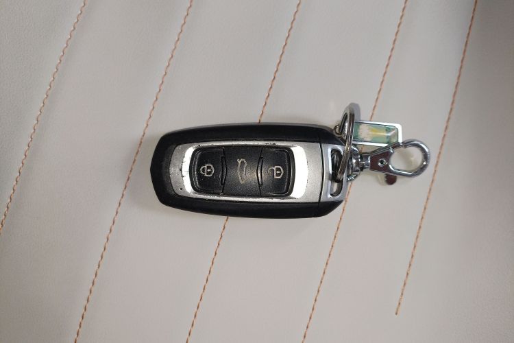 吉利银河 2024款 熊猫mini 200km 耐力熊中控内饰11