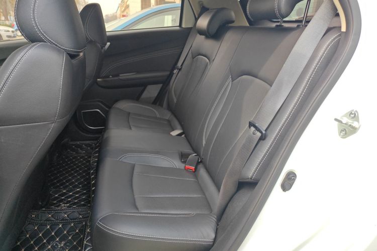 吉利汽车 远景X3 2019款 升级版 1.5L CVT精英型中控内饰7004