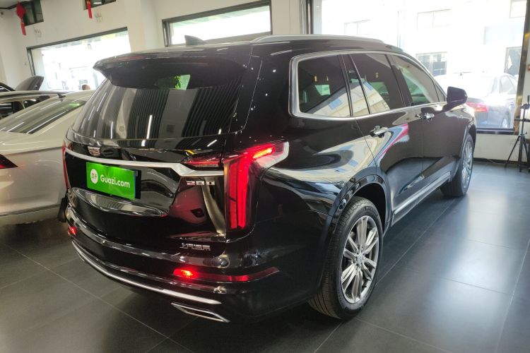 凯迪拉克XT6 2021款 2.0T 六座四驱豪华型车身外观7
