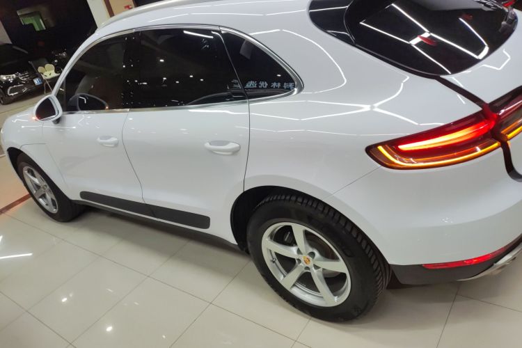 保时捷 2018款 Macan 2.0T车身外观4