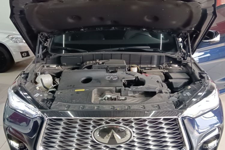 英菲尼迪QX55 2022款 2.0T 四驱耀享版机舱底盘24