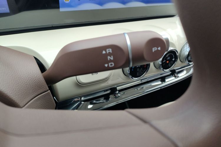 五菱汽车 五菱缤果 2025款 333km 悦享款中控内饰18