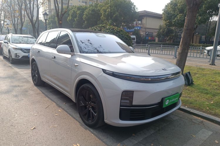 理想汽车 理想L7 2023款 Air车身外观3