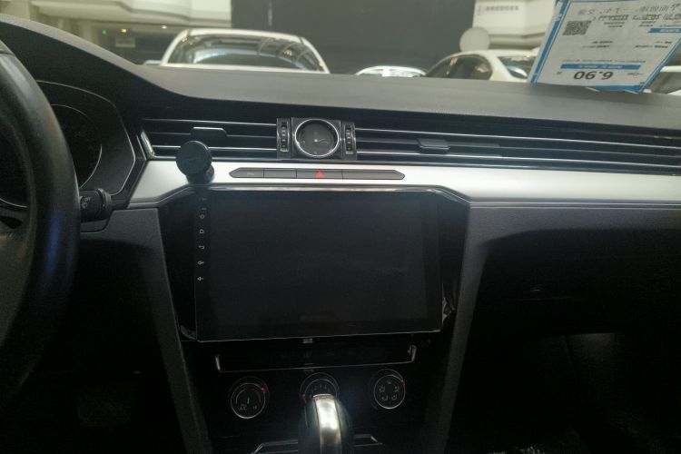 大众 迈腾 2018款 330TSI DSG 领先型中控内饰16