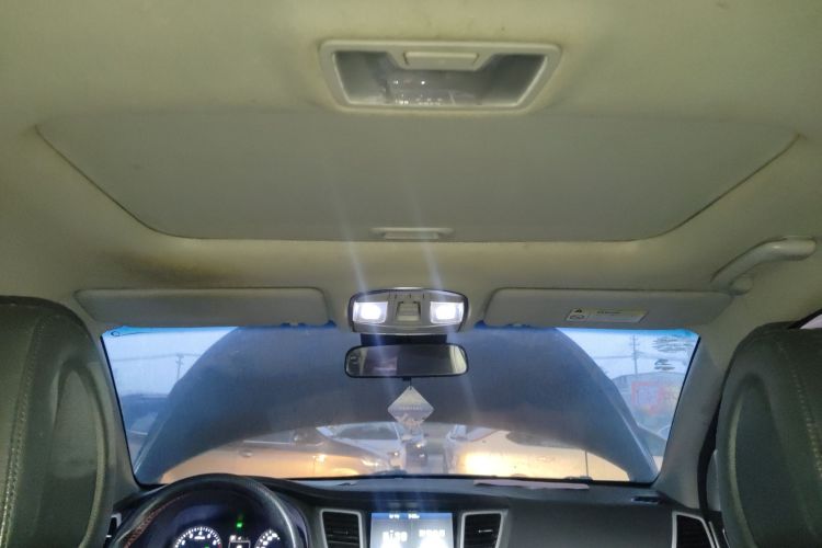 现代 途胜 2015款 1.6T 双离合两驱智能型中控内饰22