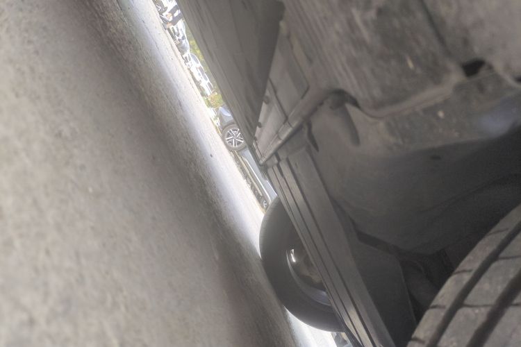 奔驰EQE SUV 2024款 500 4MATIC 豪华版局部细节9001