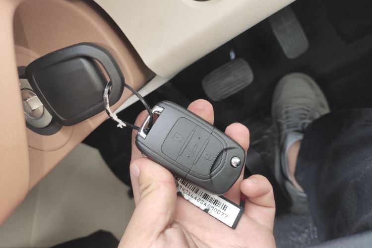 五菱汽车 宏光MINIEV 2024款 第三代 215km 青春版中控内饰11