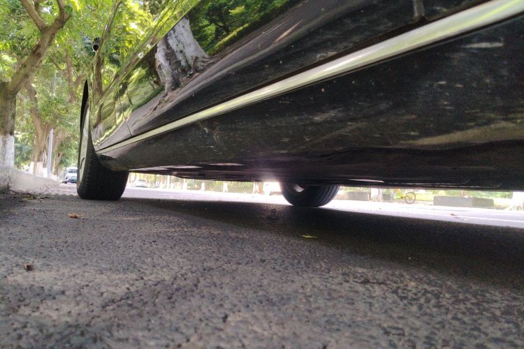 奥迪A8 2013款 A8L 30 FSI 舒适型机舱底盘29