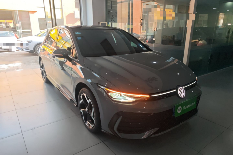 大众 高尔夫 2025款 300TSI R-Line车身外观3