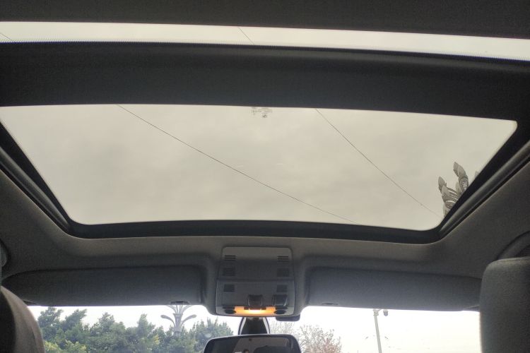 宝马X1 2015款 sDrive18i 领先晋级版中控内饰22