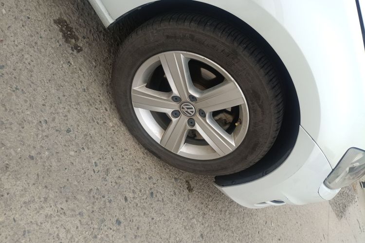 大众 高尔夫 2016款 230TSI 手动舒适型车身外观10