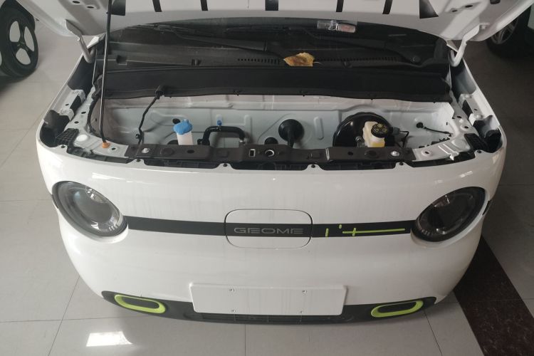 吉利银河 熊猫 2025款 210km 元气熊机舱底盘24