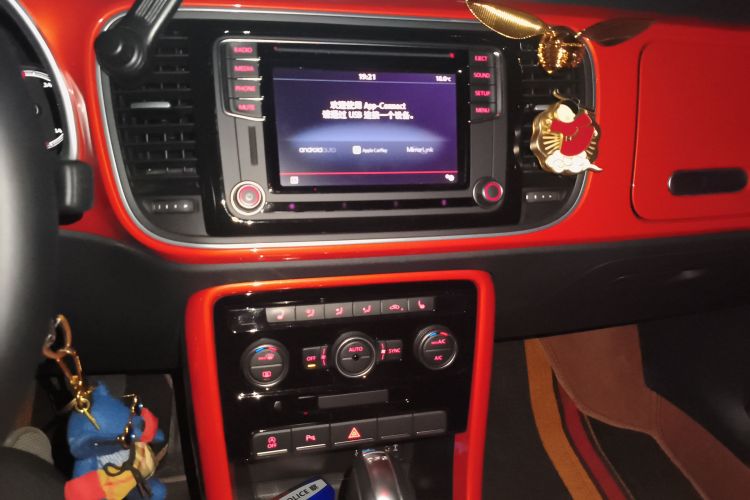 大众 甲壳虫 2017款 280TSI 纵乐版中控内饰16