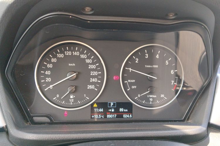 宝马X1 2018款 sDrive20Li 领先型中控内饰14