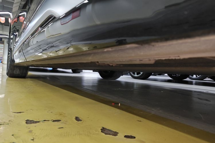 腾势D9 2024款 DM-i 980 四驱旗舰型局部细节9002