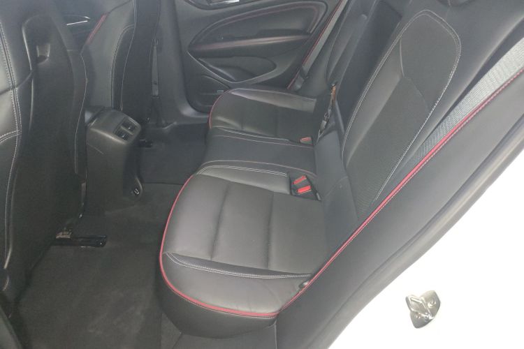 别克 君威 2017款 GS 28T 豪华型中控内饰7004