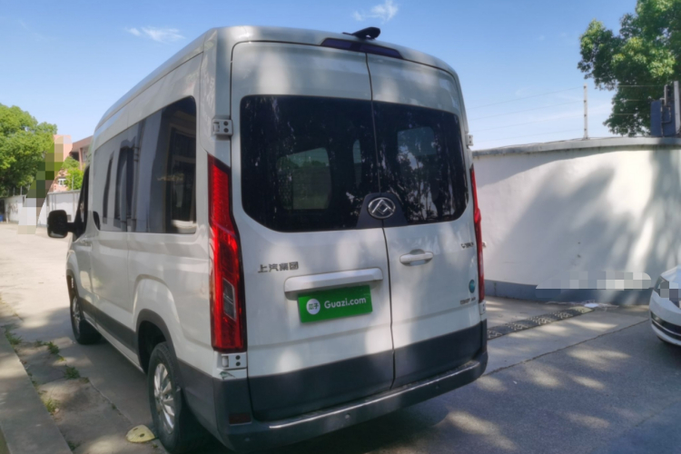 上汽大通MAXUS 新途V90 2019款 2.0T自动智多星后驱单胎长轴高顶7座车身外观6003