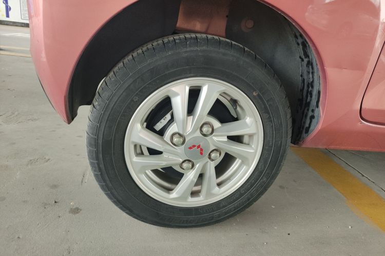 五菱汽车 宏光MINIEV 2020款 自在款 三元锂车身外观6008