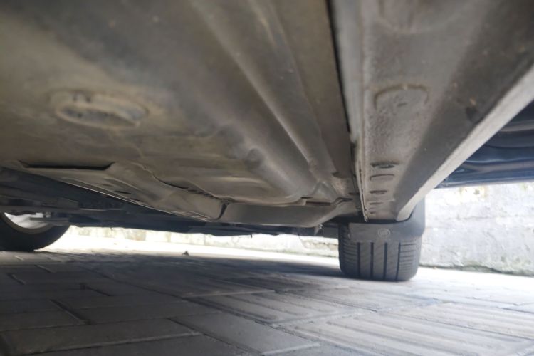 别克 君越 2019款 28T 豪华型局部细节9001