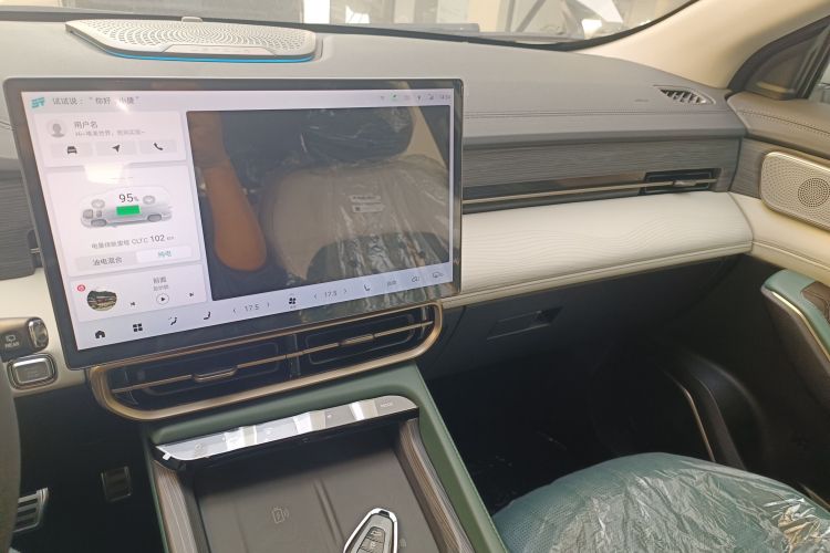 捷途山海L9 2024款 1.5TD 2DHT Pro 7座中控内饰16