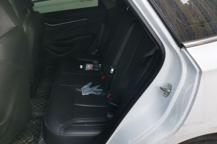 别克 阅朗 2019款 18T 自动互联精英型 国VI中控内饰7004