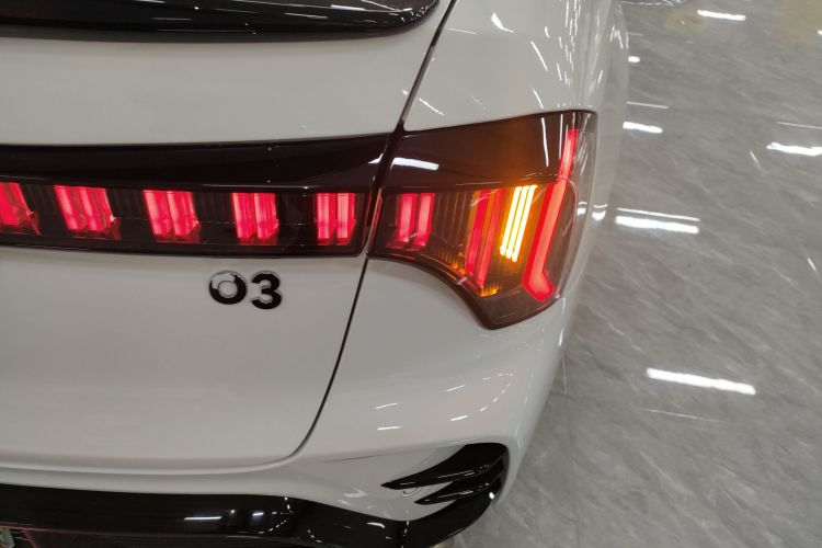 领克03 2025款 2.0TD DCT冠军版Pro车身外观6006