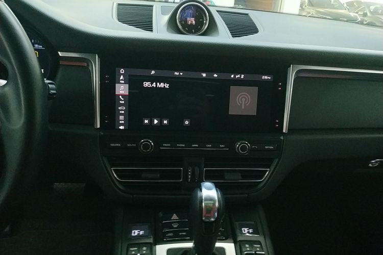 保时捷 2021款 Macan 2.0T中控内饰16