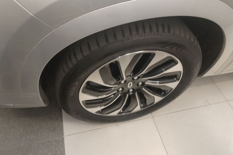 鸿蒙智行 问界M7 2024款 1.5T 智驾四驱Max版 6座车身外观6001