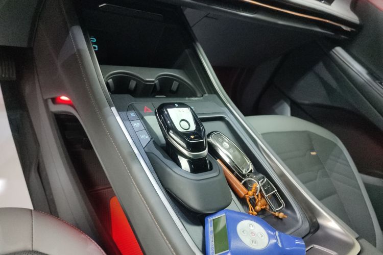 福特 2023款 锐界L 2.0T EcoBoost E混动四驱七座至尊型中控内饰18