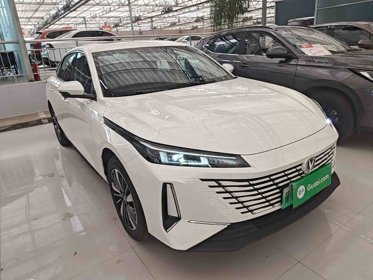 长安 逸动PHEV 2025款 智慧新蓝鲸 145KM 战舰版(5)