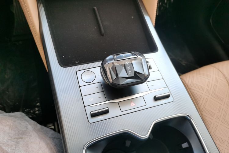 比亚迪 宋L DM-i 2024款 112km 领先型中控内饰18