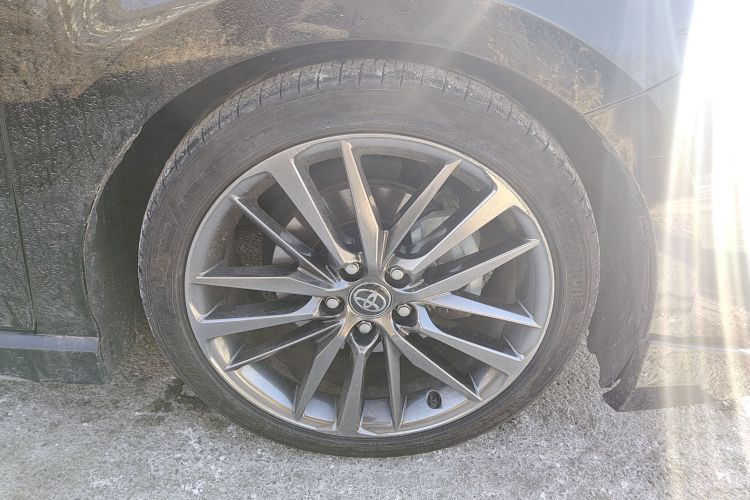 丰田 凯美瑞 2024款 双擎 2.0HXS 运动Plus版车身外观6007