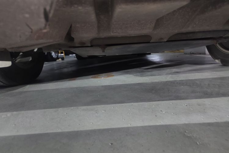 别克GL8 2013款 3.0L GT豪华商务豪雅版局部细节9008