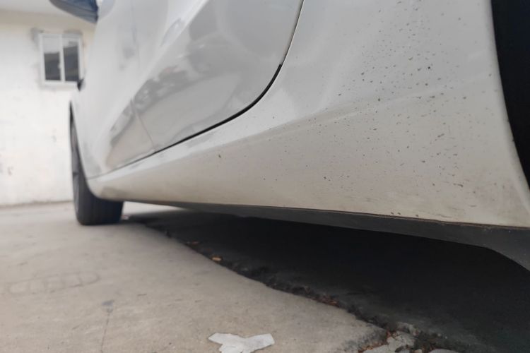 特斯拉 Model 3 2023款 后轮驱动版局部细节9002