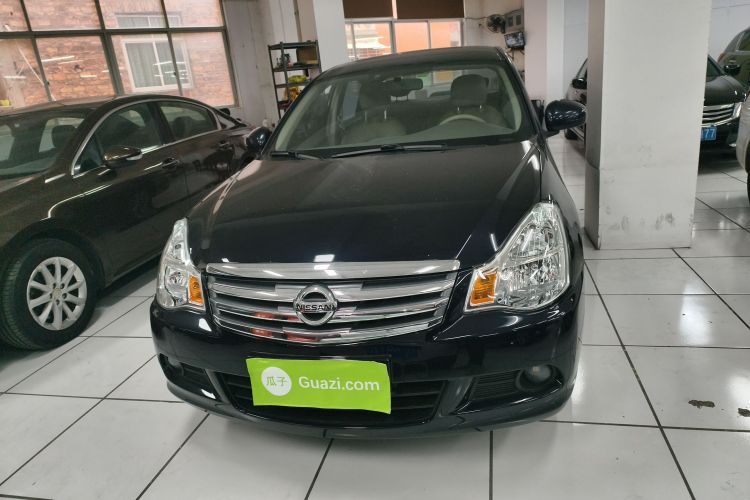 日产 轩逸 2012款 经典 1.6XE 手动舒适版车身外观2