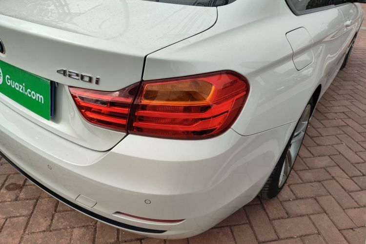 宝马4系 2016款 420i 设计套装型车身外观9