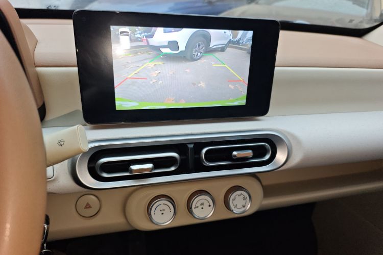 五菱汽车 宏光MINIEV 2024款 第三代 215km 进阶版局部细节16