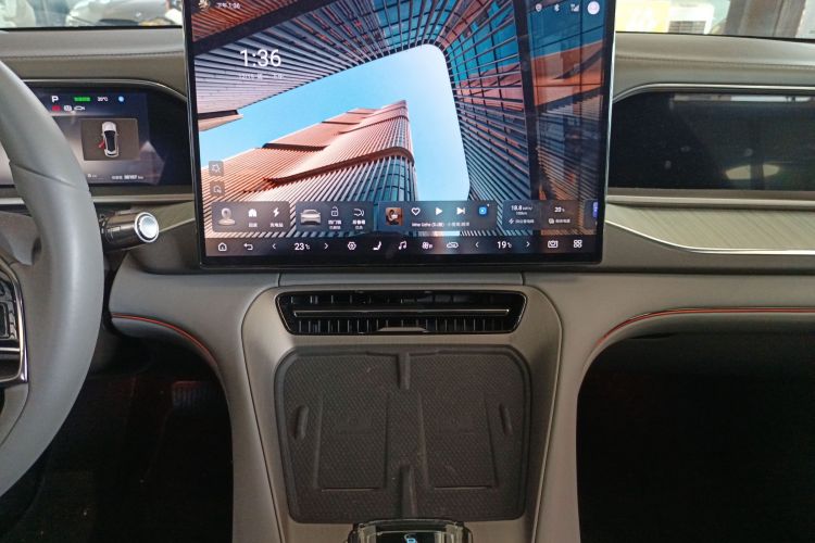 腾势N7 2023款 长续航性能版中控内饰16