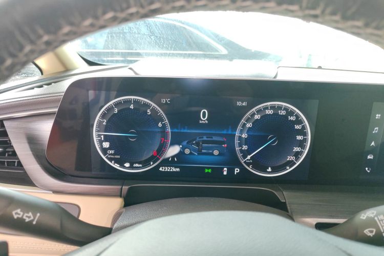 别克GL8 2022款 ES陆尊 653T 尊享型中控内饰14