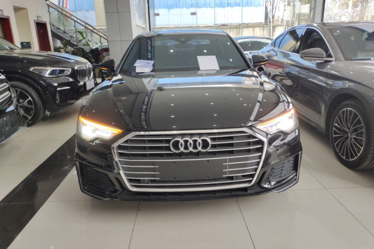 奥迪A6L 2019款 45 TFSI 臻选动感型车身外观6001