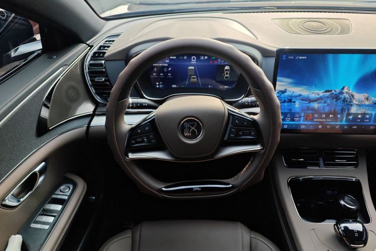 比亚迪 汉 2025款 DM-i 125KM精英型中控内饰13