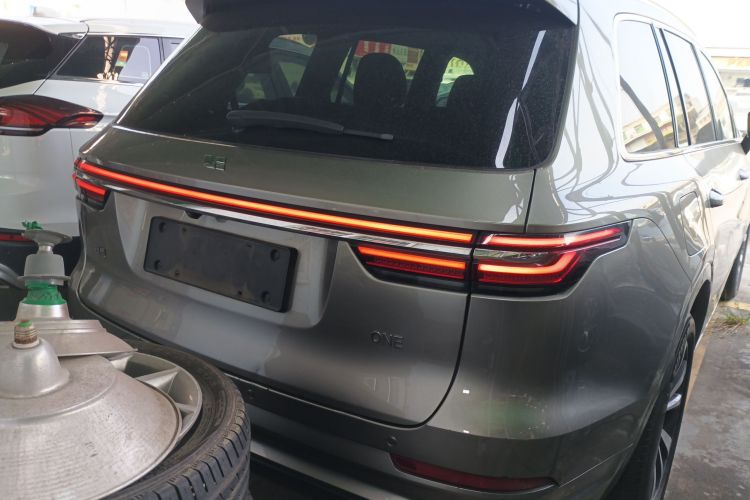 理想汽车 理想ONE 2020款 增程6座版车身外观6004