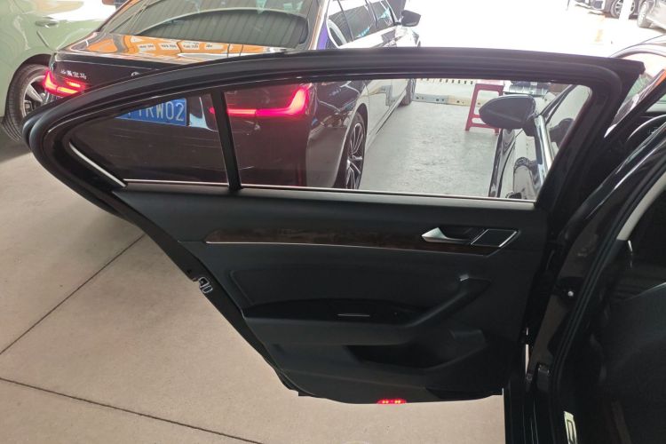 大众 迈腾 2019款 330TSI DSG 豪华型 国VI中控内饰49