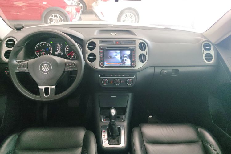 大众 途观 2013款 1.8TSI 自动两驱舒适版中控内饰12